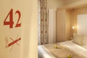 Du Savoir Hotel 3*