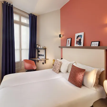 Hotel Du Savoir